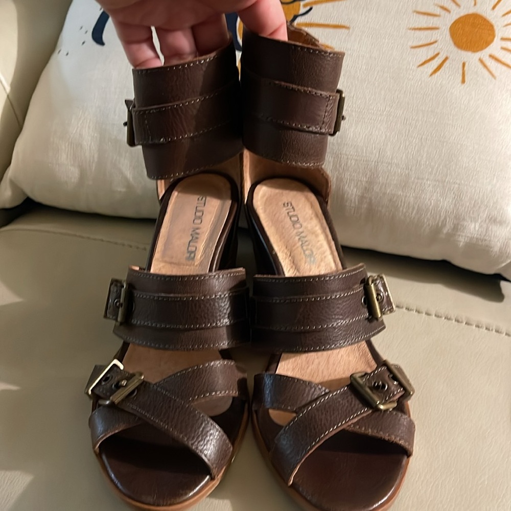 Studio Malori Leather Sandals